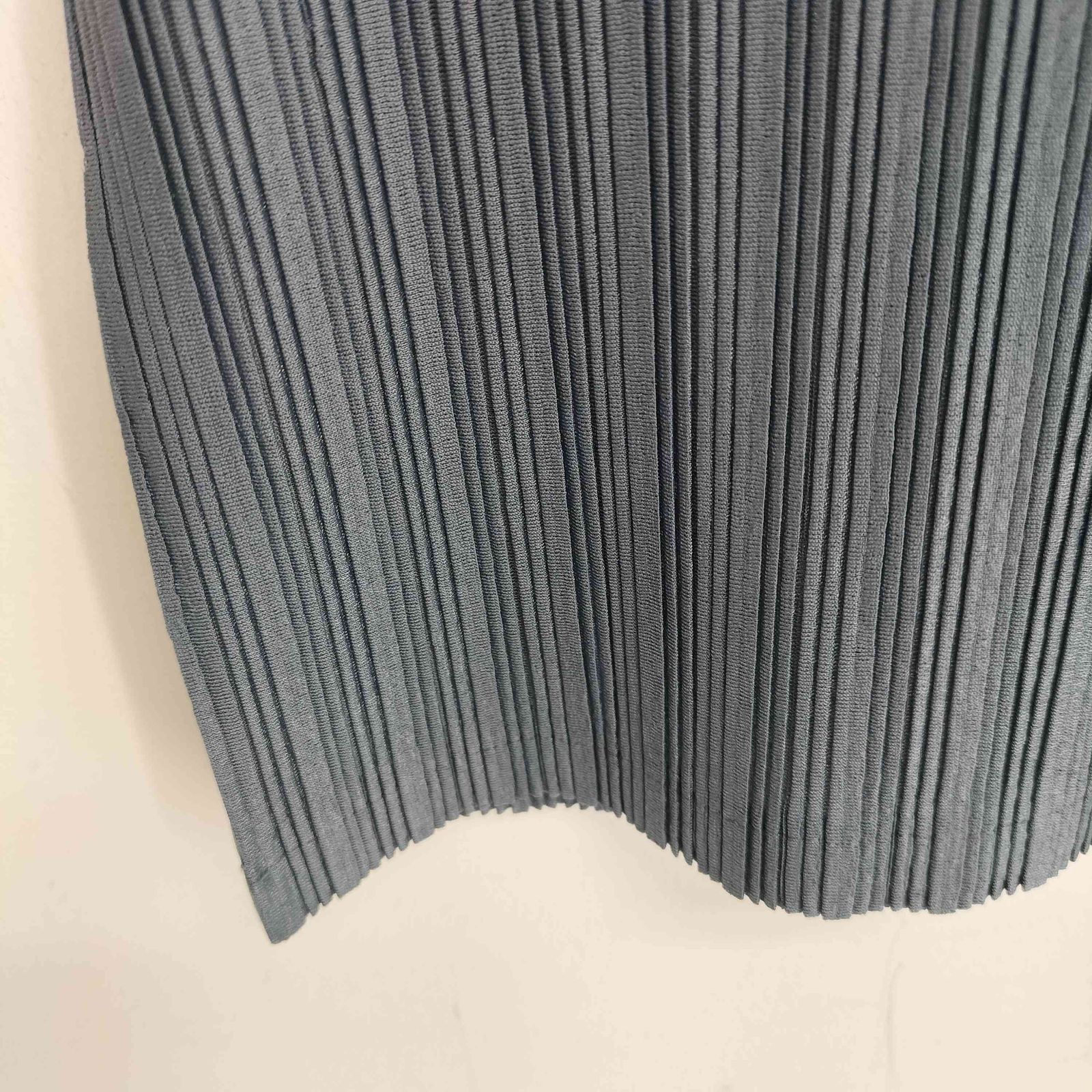 プリーツプリーズイッセイミヤケ PLEATS PLEASE ISSEY MIYAKE プリーツ