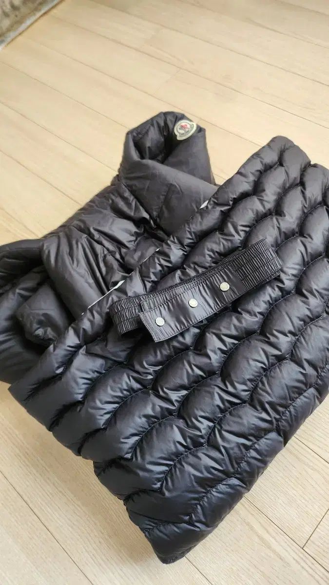  モンクレール キッズ ズボン ブラック 10 y その他 ジャケット ブルゾン