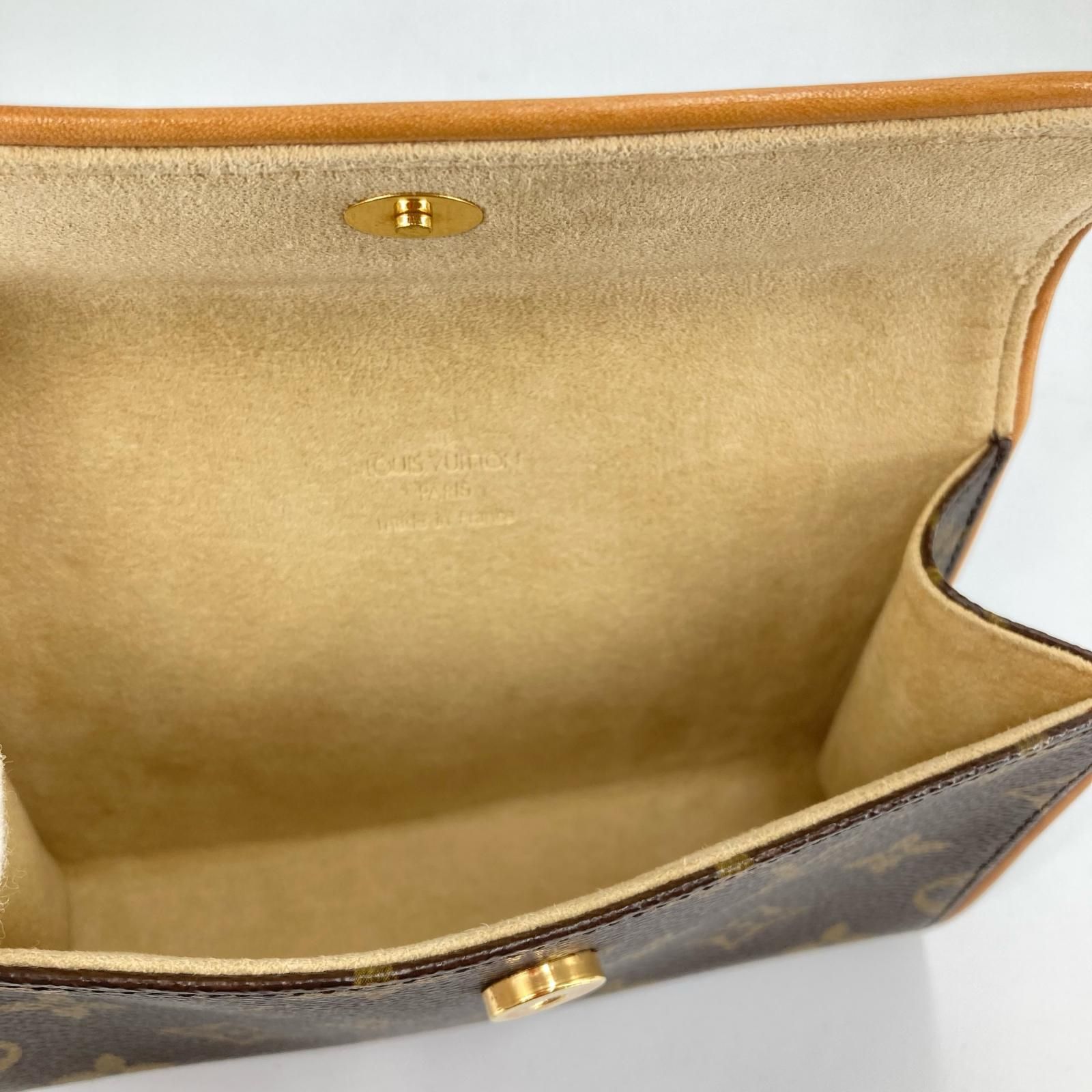 ウエストバッグ