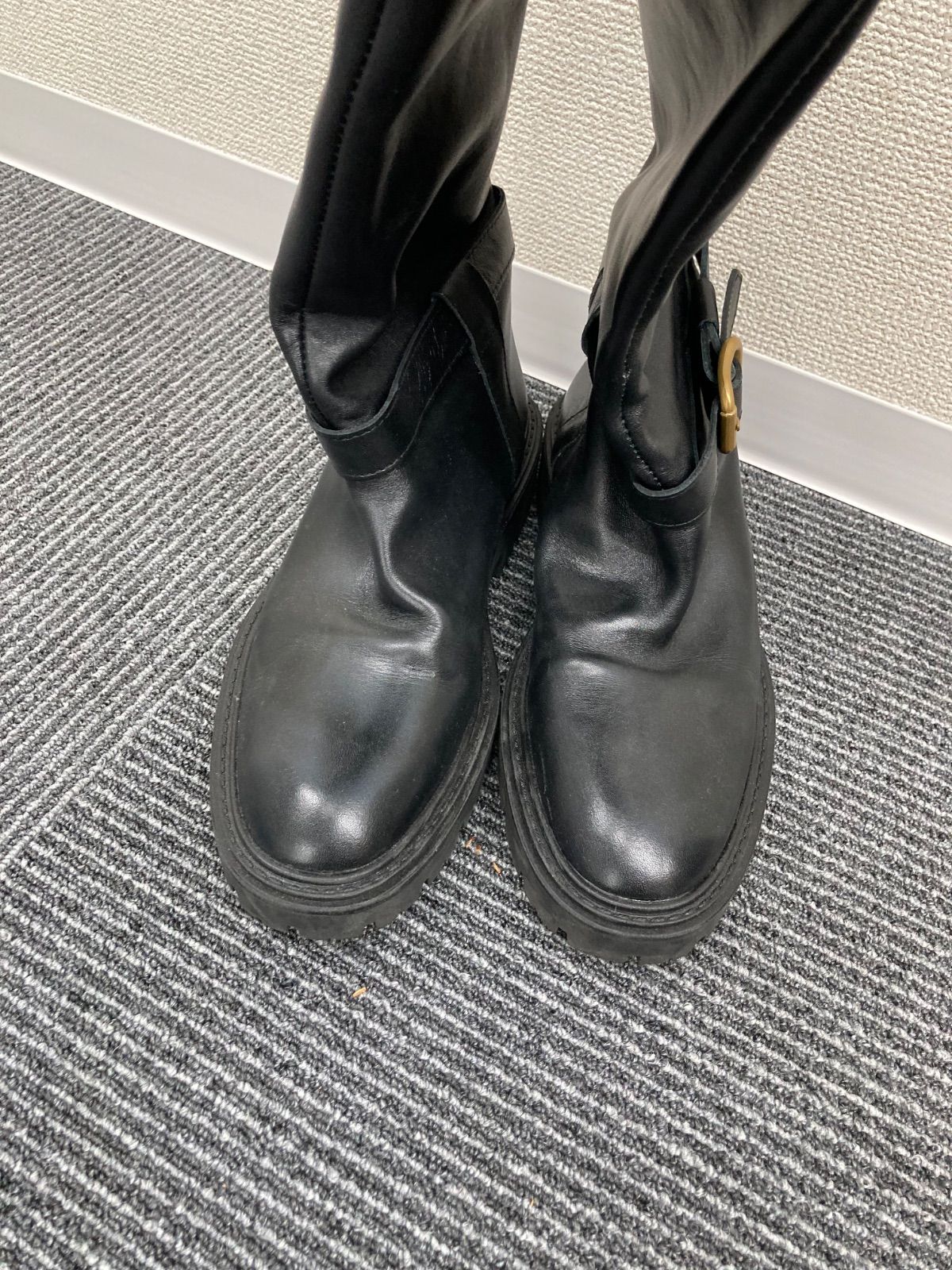 【新品ZARA完売品】フラットソールロングブーツ　40 新品ZARA完売品】フラットソールロングブーツ 40 新品ZARA完売品