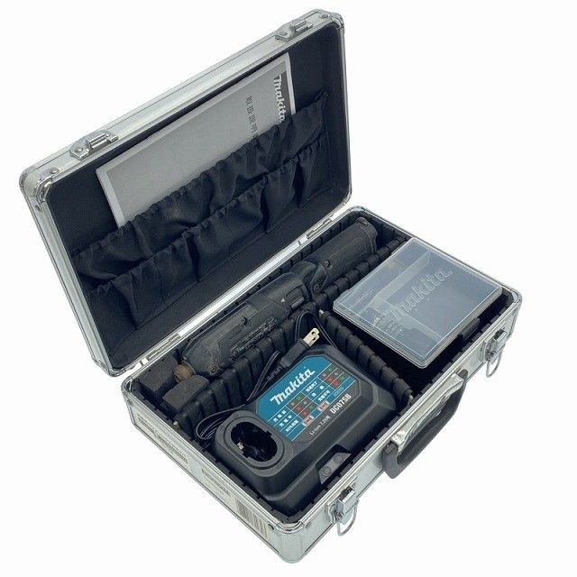 品 makita マキタ 7.2 V 充電式ペンインパクトドライバー TD 022 D 黒 バッテリ 1.0 Ah 充電器 ケーｽ付 コードレス120213