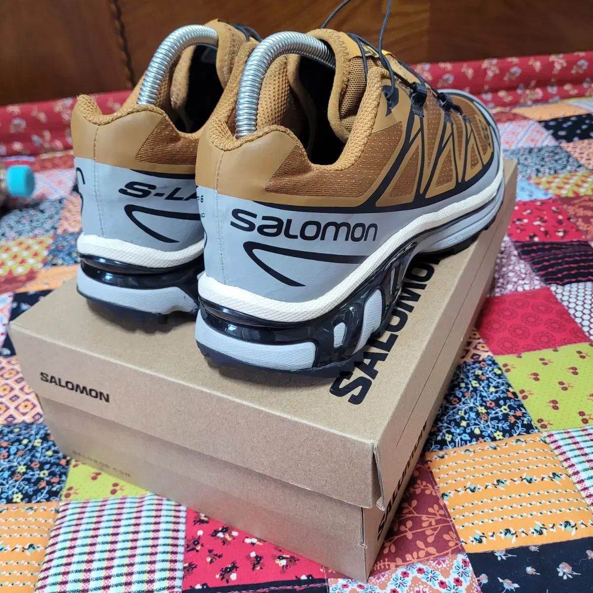 SALOMON サロモン