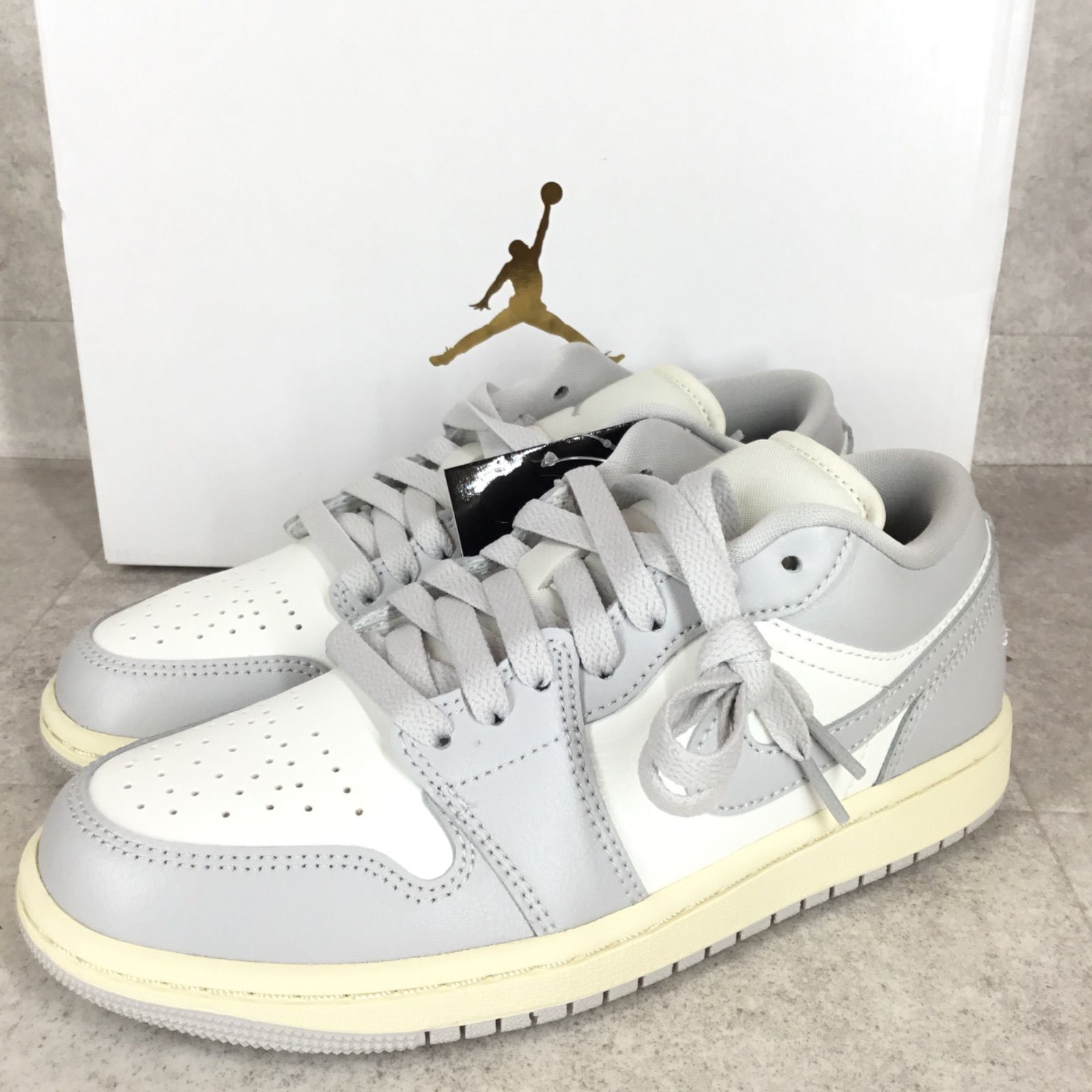 国内正規品 新品未使用 ナイキ ウィメンズ エア ジョーダン 1LOW NIKE 