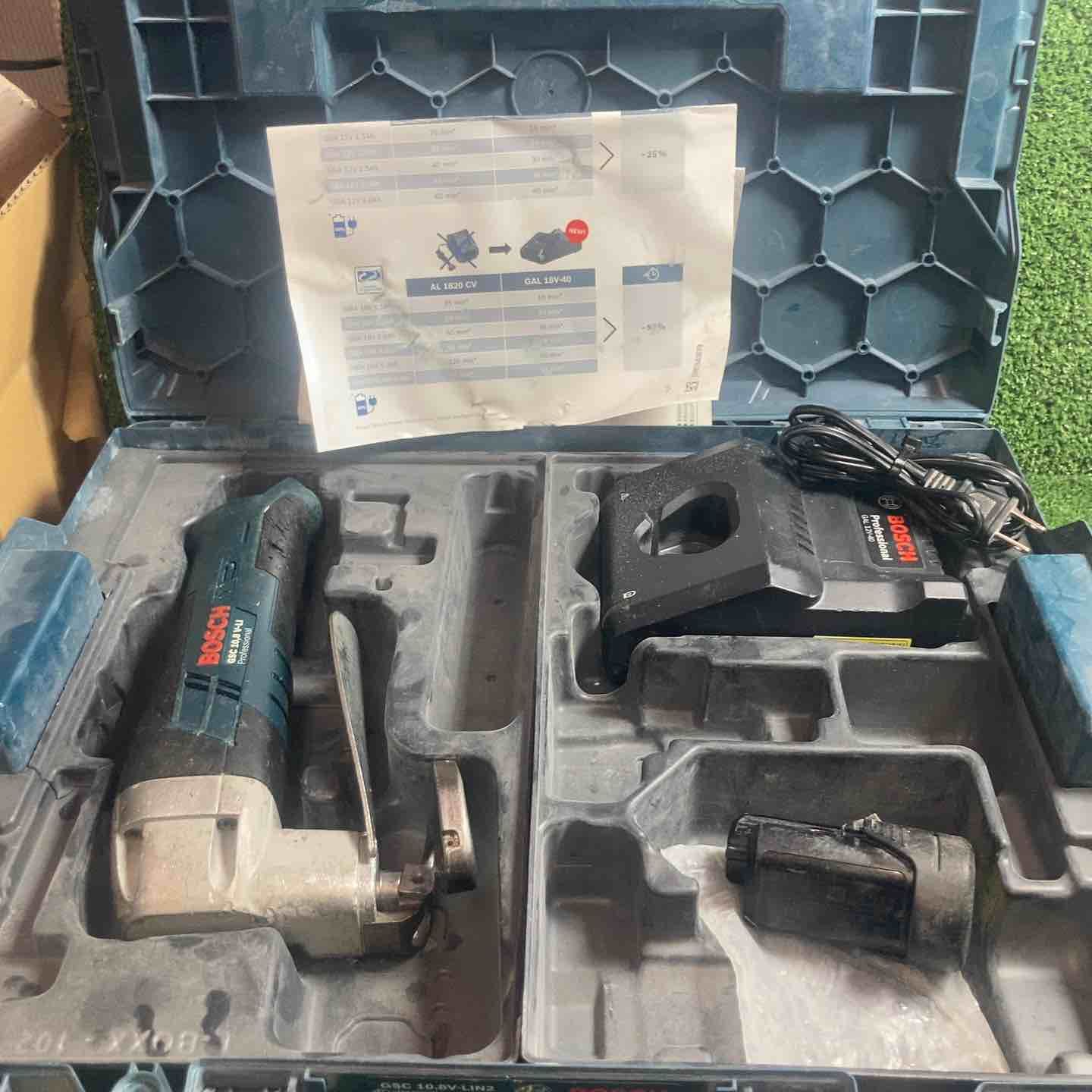 ボッシュ BOSCH バッテリーシェア GSC 10.8 V-LIN 2 コードレスシャー