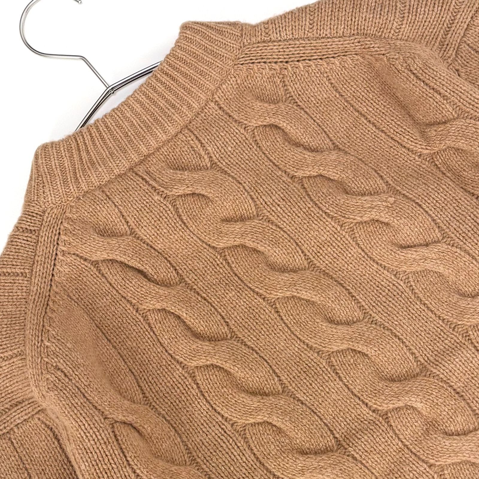 ケーブルニット モックネック