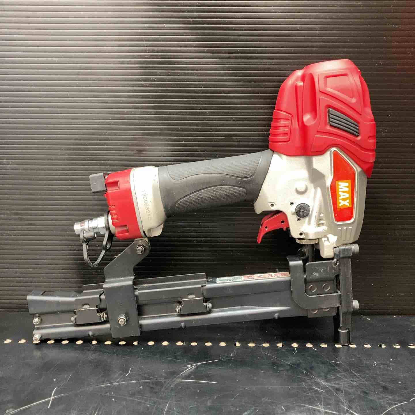 マックス TA-232G2/4MH内装 常圧内装エアタッカ【野田愛宕店】【店頭取引限定】【中古】管理番号：ITQ80AY5YD1W ☆マックス(MAX) 常圧内装エアタッカ TA-232G2/4MA内装【川越店