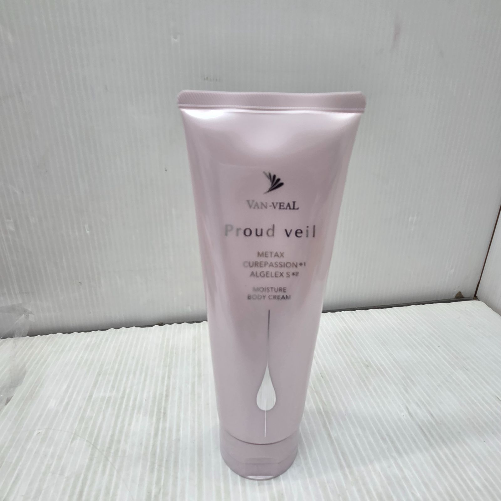 VAN-VEAL Proud veil ボディクリーム 2本セット VAN-VEAL ボディ