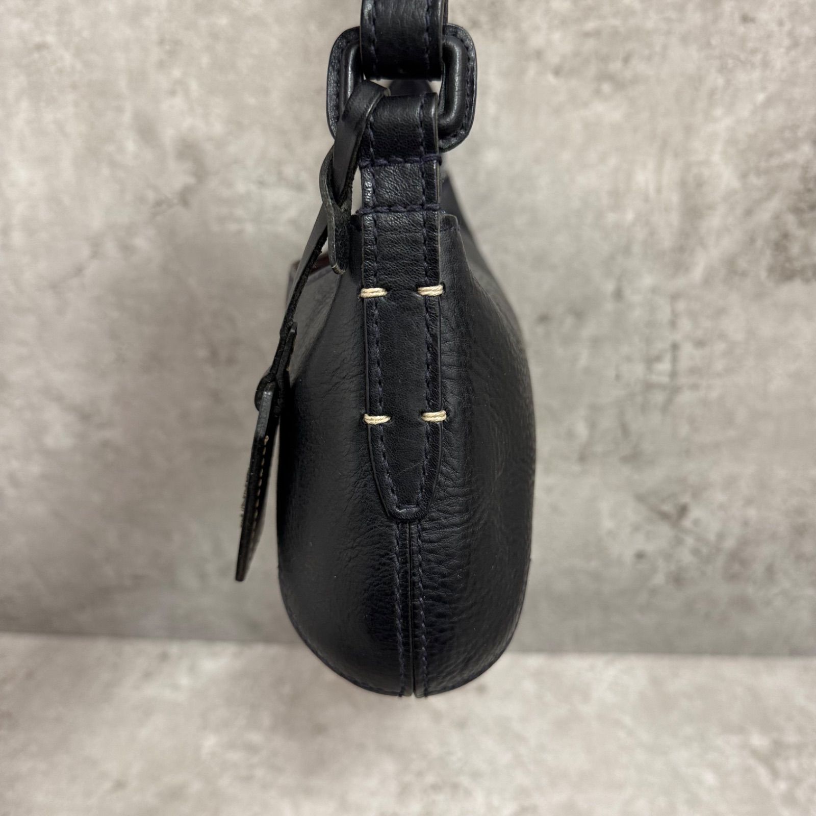 極美品】genten ゲンテン トスカ コンパクトショルダーバッグ 