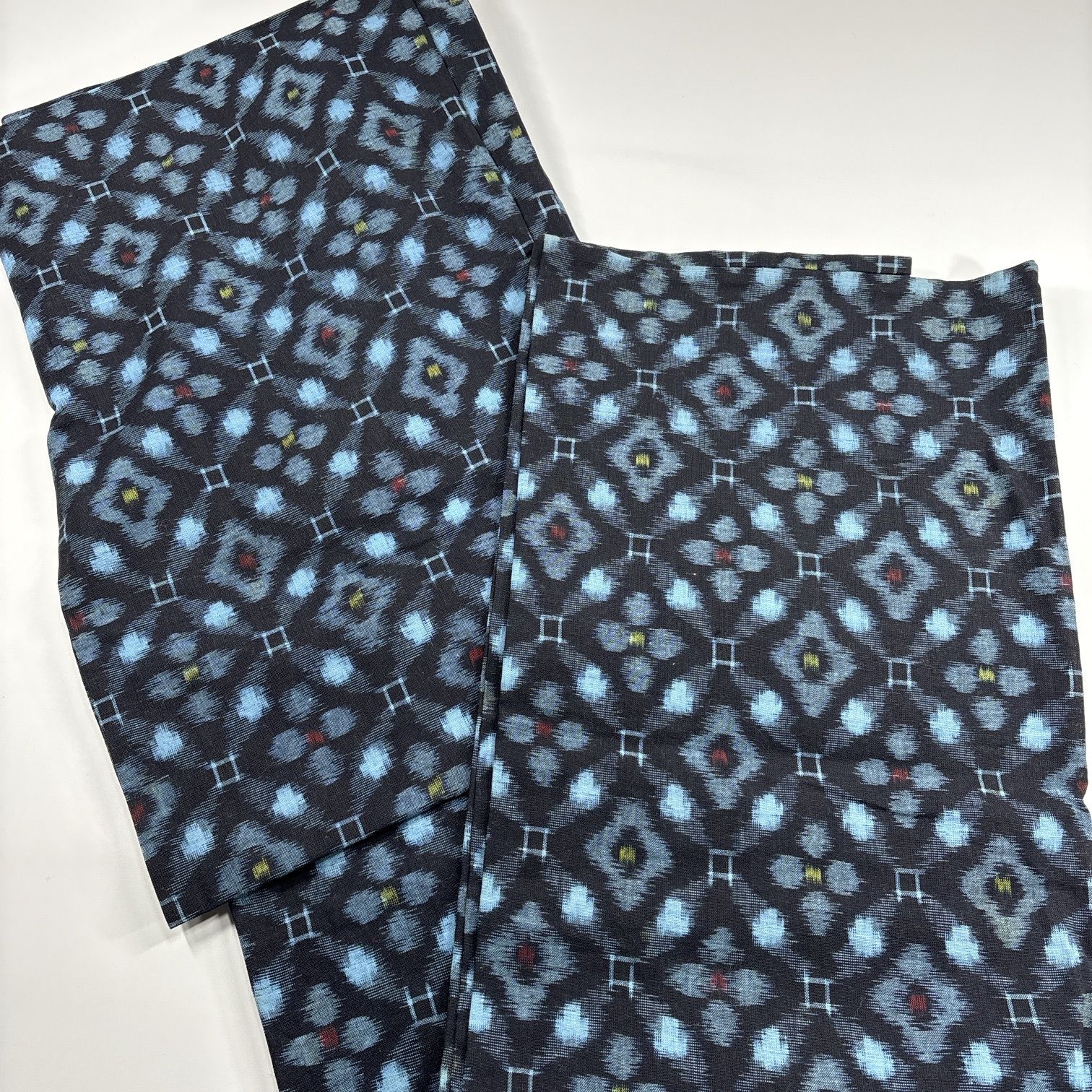 10095☆送料込み❣️綿絣 着物 4枚 まとめ売り❣️ 綿絣 久留米 備後絣 4枚 綿 着物まとめ売り 同梱購入歓迎 リメイク用