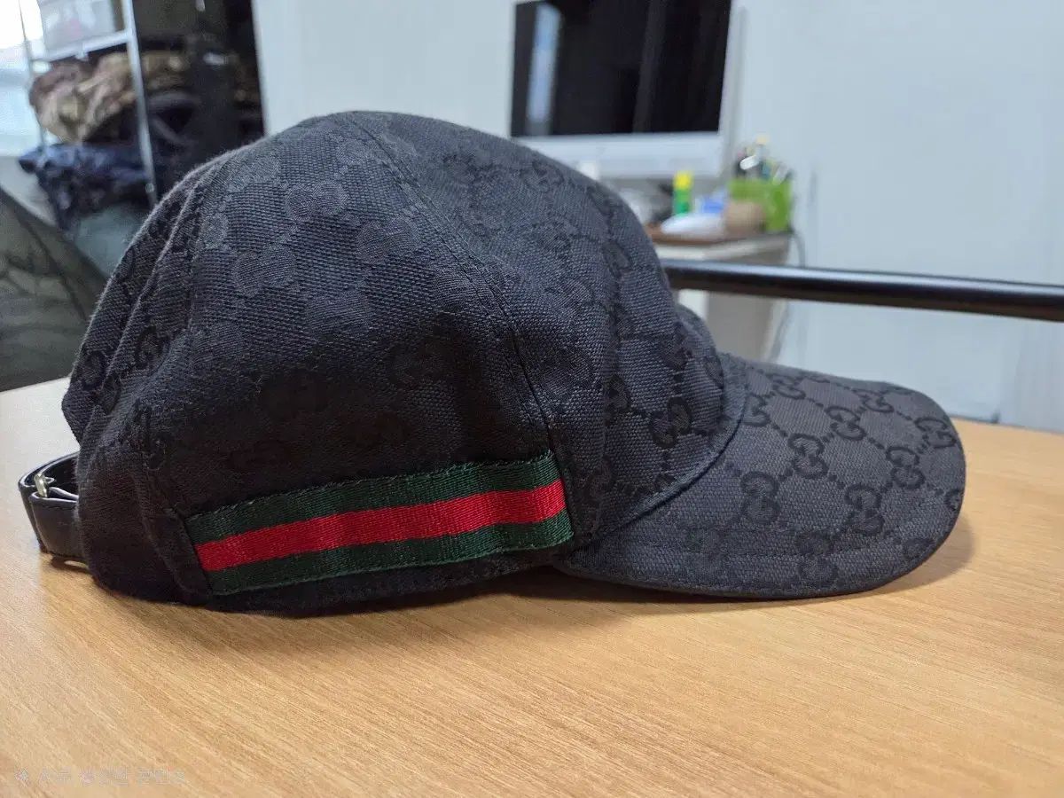 グッチ GG ロゴ ベースボールキャップ ブラック XL サイズ