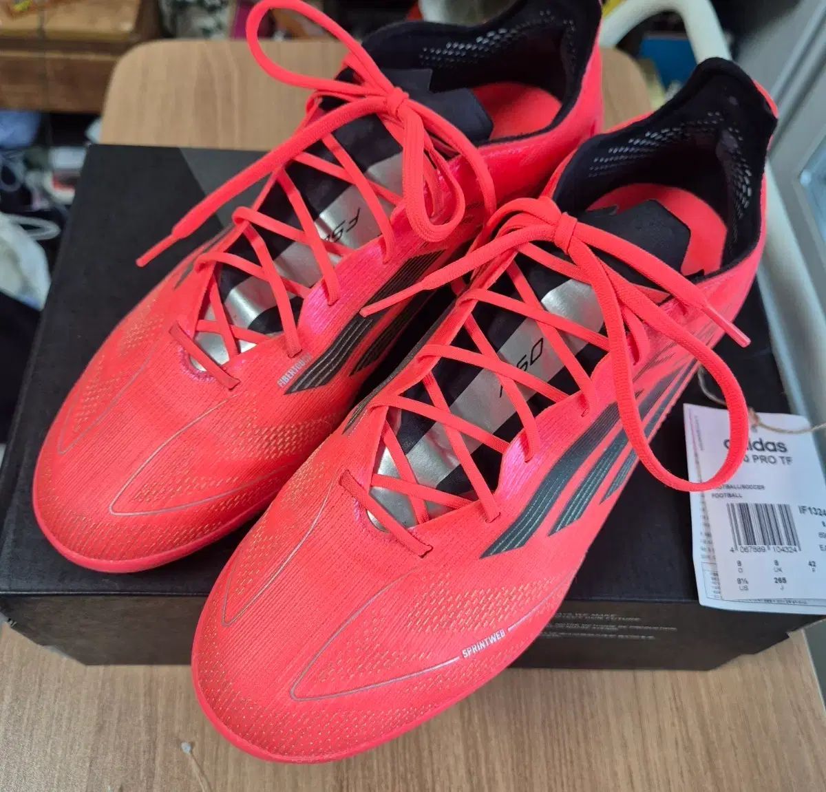 アディダス プロ TF 265 mm サッカーシューズ
