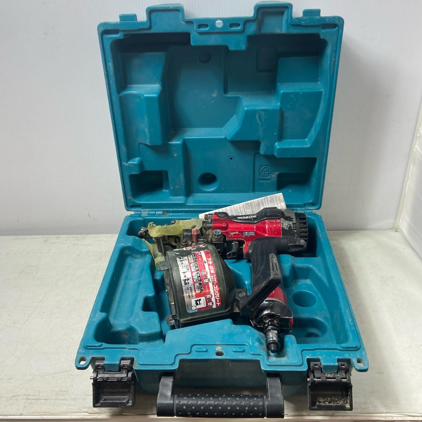 ΦΦMAKITA マキタ 50 mm 高圧 エア釘打機 AN 531 H レッド