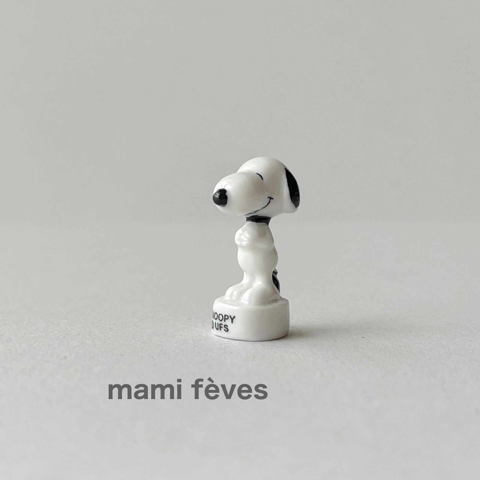 フェーヴ スヌーピー プチモデル 2003年 フランス フェーブ ミニチュア