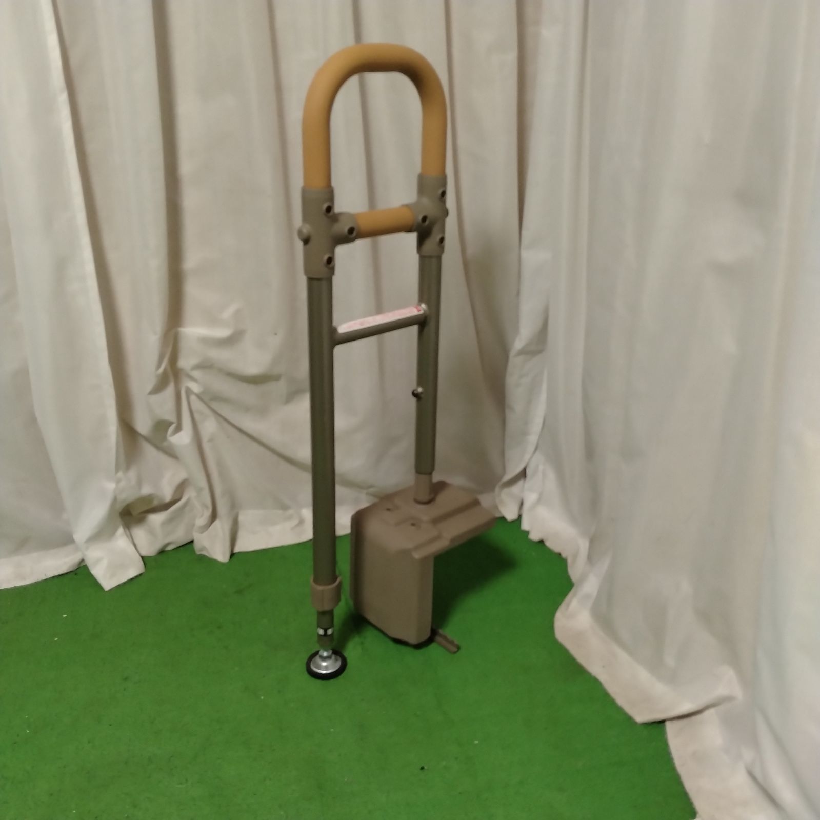 OT-14417 アロン化成 アットグリップ AT-E-200 玄関手すり 段差昇降手すり 手すり 手スリ 手摺 工事不要 昇降支援 自立支援 在宅介護 福祉用具 洗浄 消毒済 介護用品