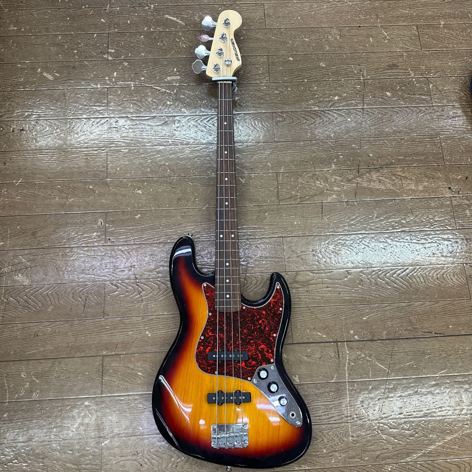 SELDER セルだー JAZZBASS ジャズベース 入門用エレキベース ソフトケース付き カポ