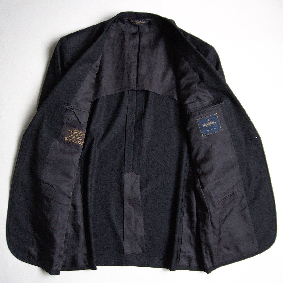 最高級品】BROOKS BROTHERS【テーラードジャケット /紺ブレ】42REG 金