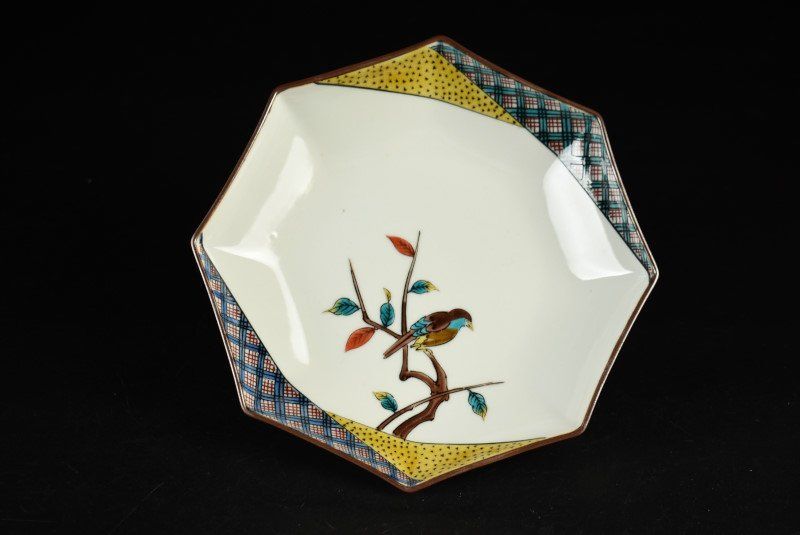 レア❣️骨董の器　大聖寺八角皿　鳥と花柄 大聖寺伊万里 金彩 赤絵 花文 花鳥図 8cm 手塩皿 5客揃 b-57a3956k(cr
