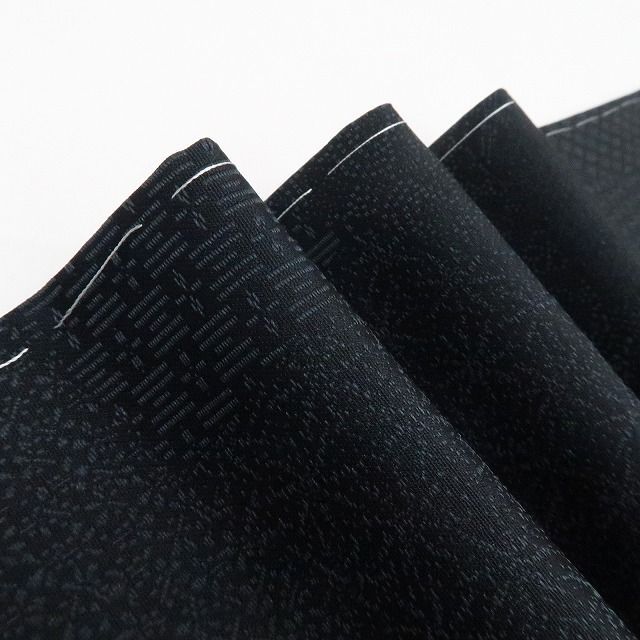 ❁tomihisa❁ 寄せ柄 着物 正絹 仕付け糸付 シックな出で立ちで遊び心も忘れない大人の演出”お召 7397