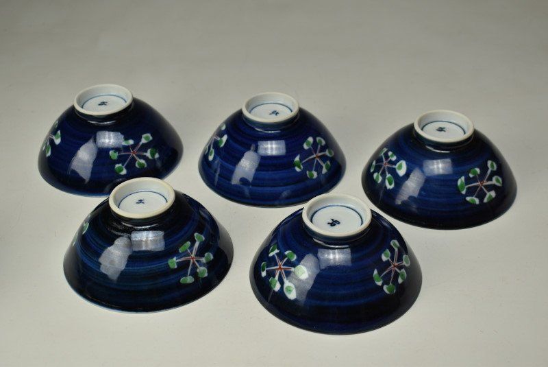 蔵C9714b】幸兵衛窯 呉須蓋茶碗 五客 共箱 - メルカリ