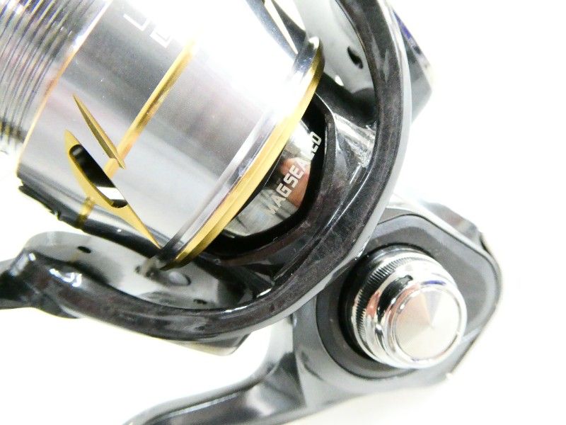 ダイワ 20ルビアス FC LT 2500 S 03- 携帯食器 スピニングリール 