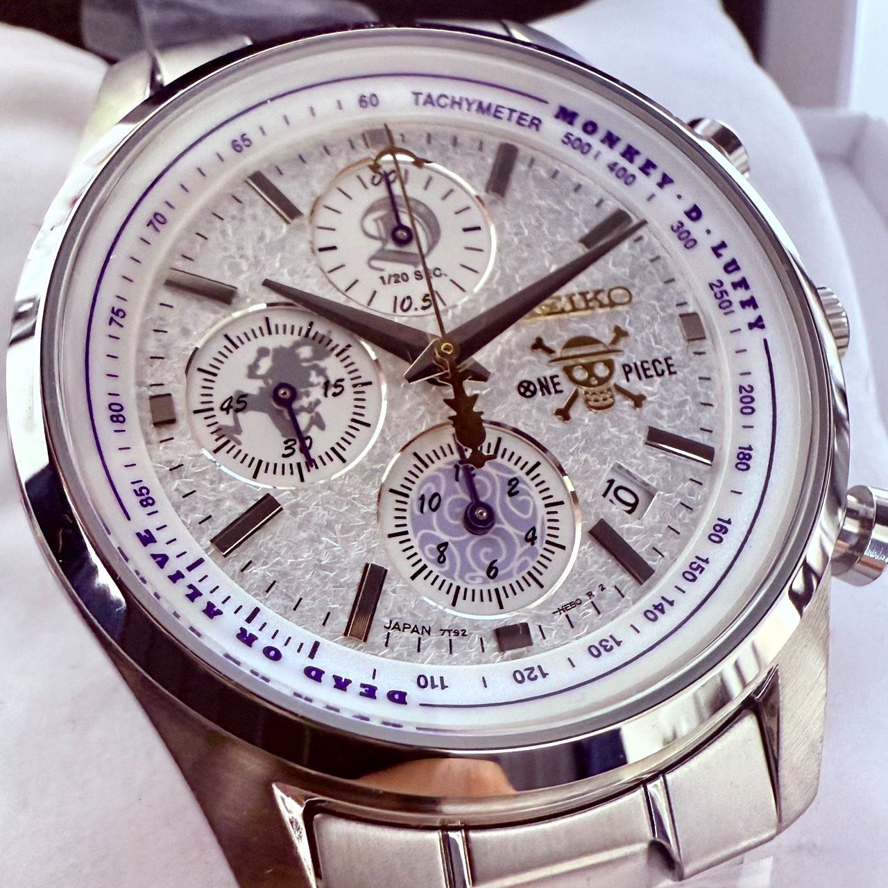 4123【ほぼ未使用】SEIKO セイコー × ワンピース モンキー・D・ルフィ