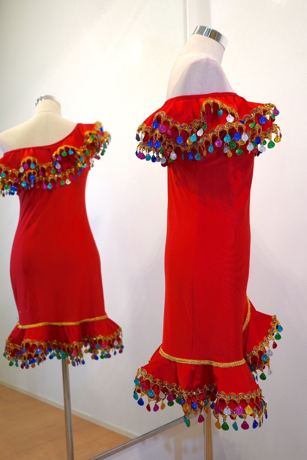 イスカンダラーニドレス 衣装