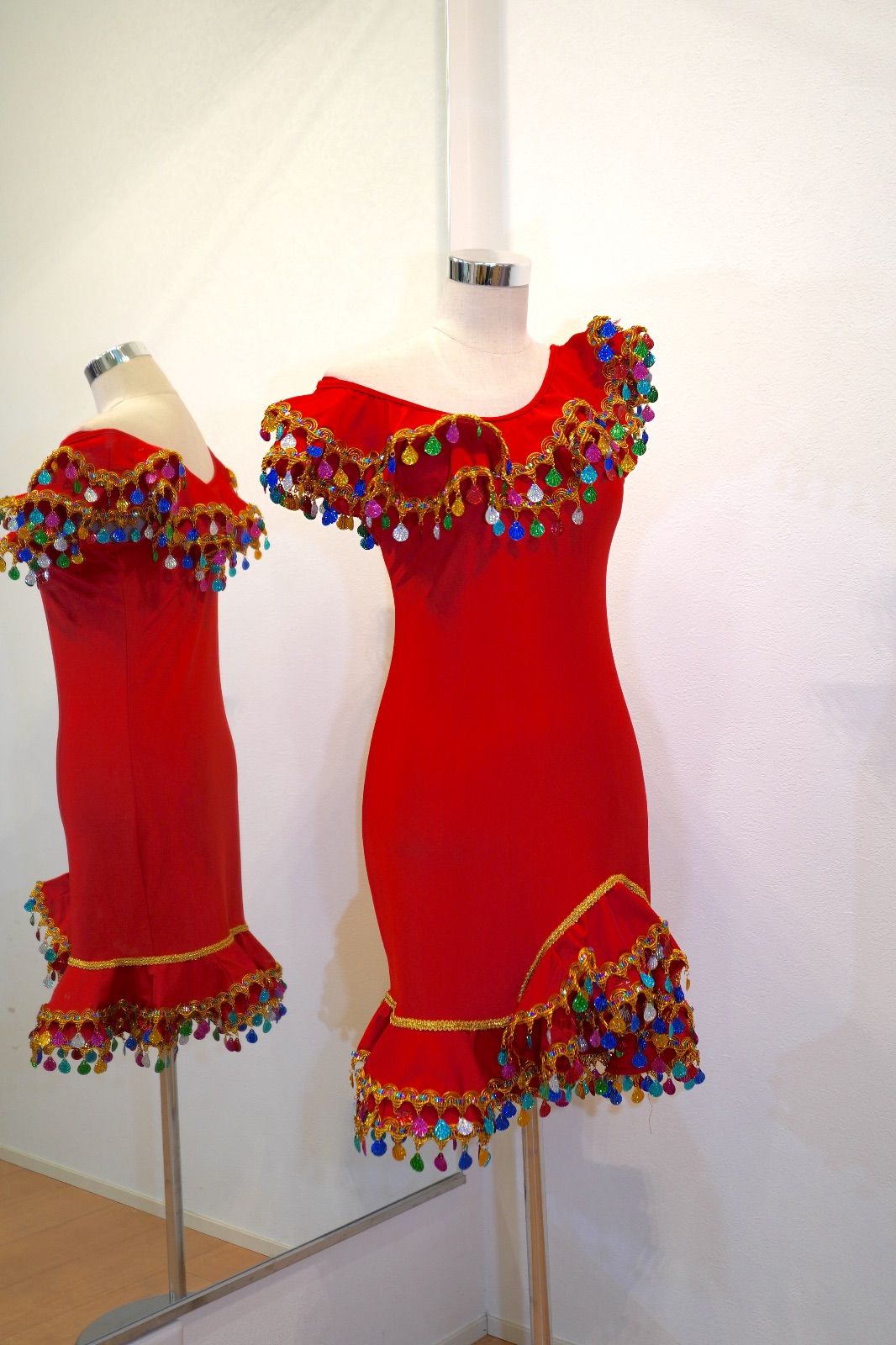 イスカンダラーニドレス 衣装