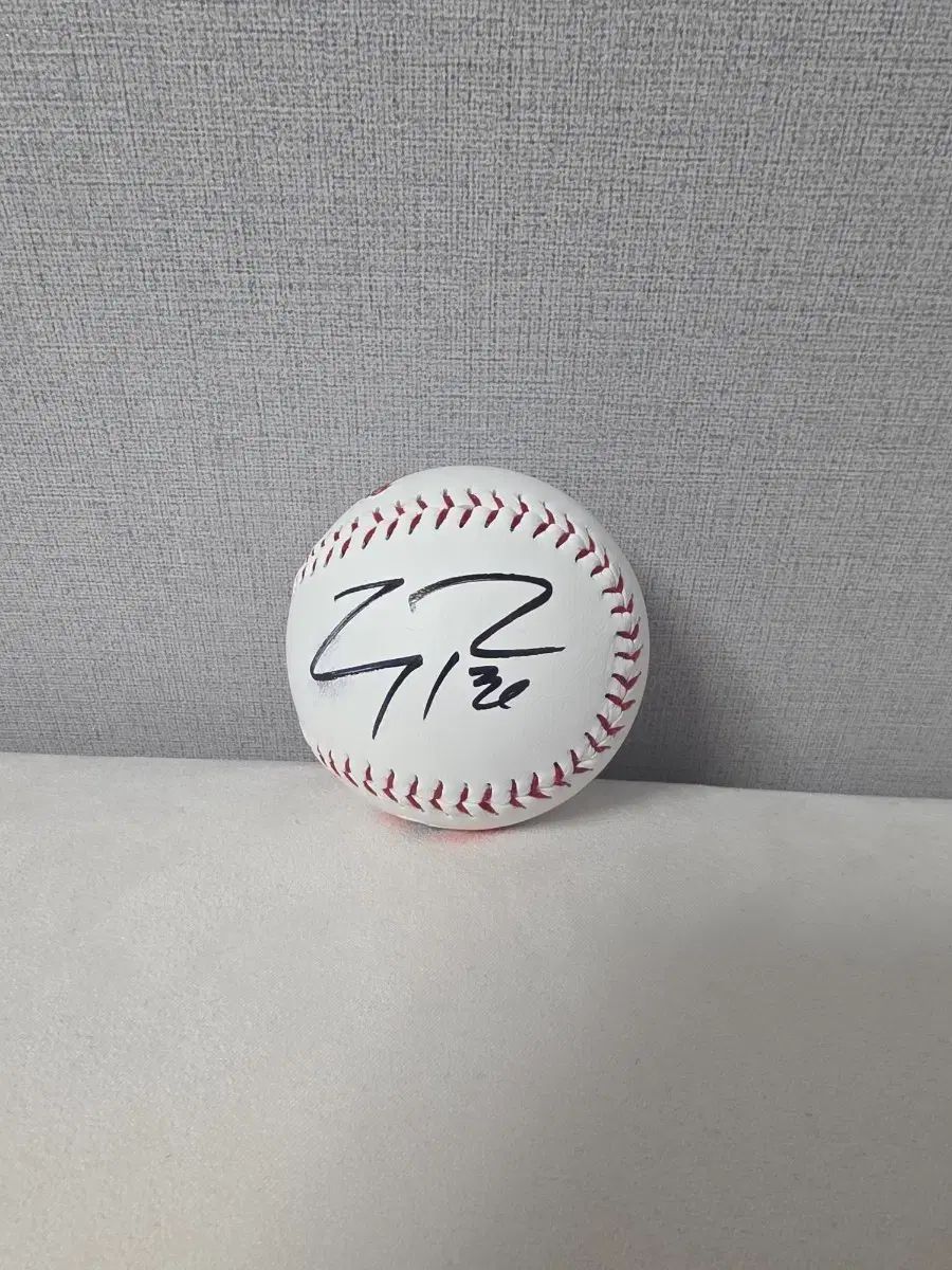 ハンファ イーグルス コーデ ポンセ サイン入りサインボール ロゴボール