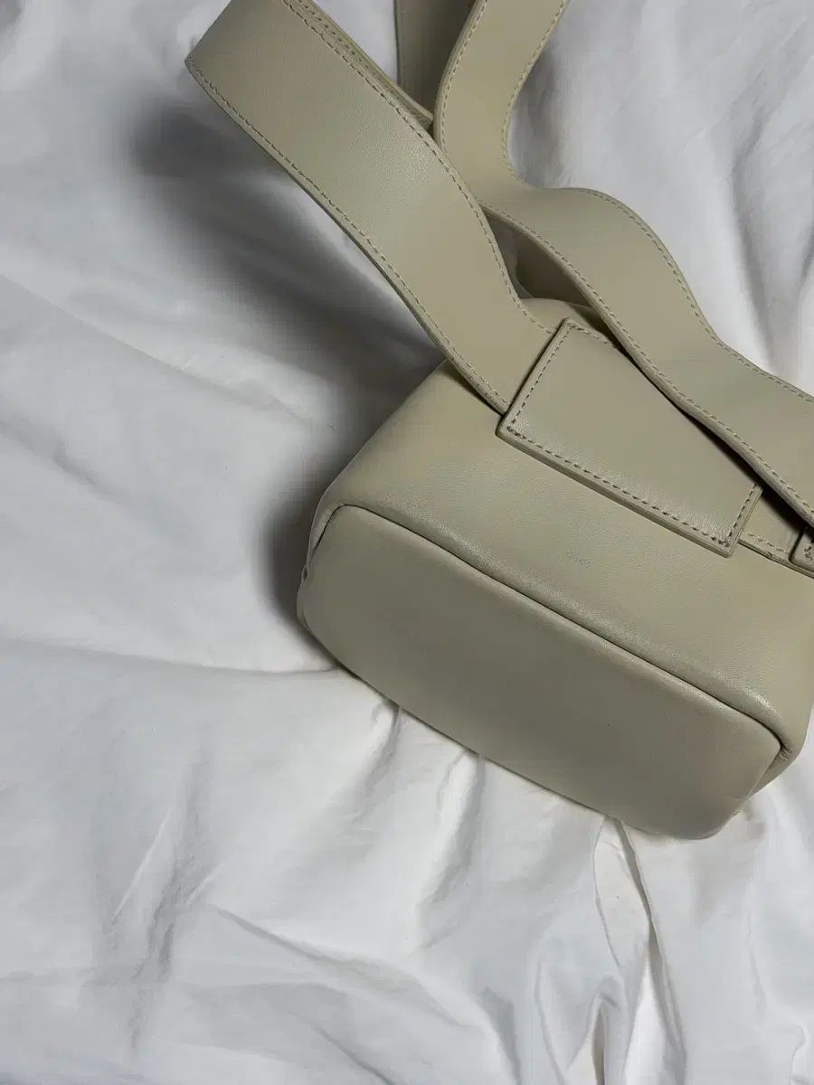 OSOI オソイ ミニブロト_クリーム