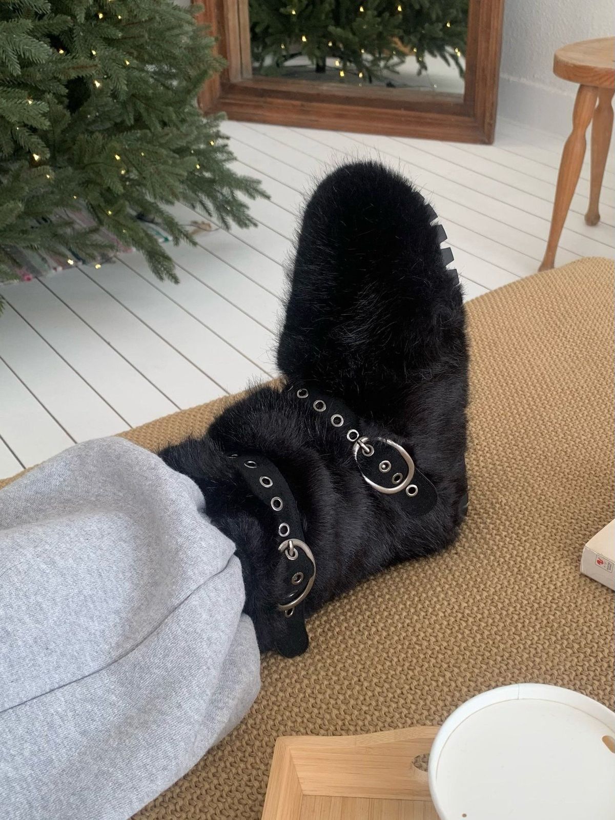 エンブロイダリー バックルベルト