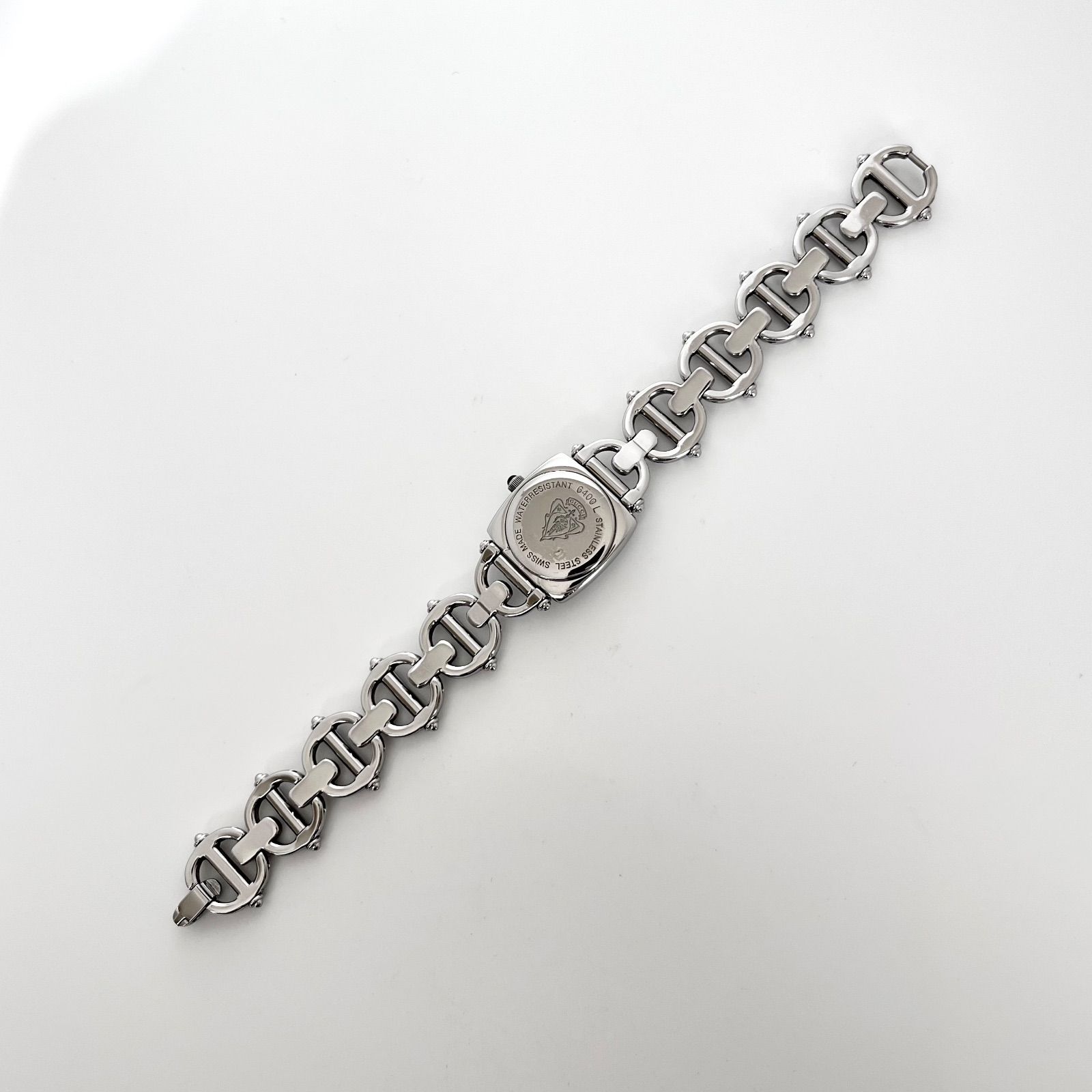 ブラック文字盤