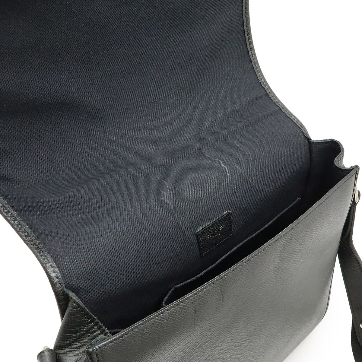 LOUIS VUITTON ルイ ヴィトン タイガ アンドレイ ショルダーバッグ