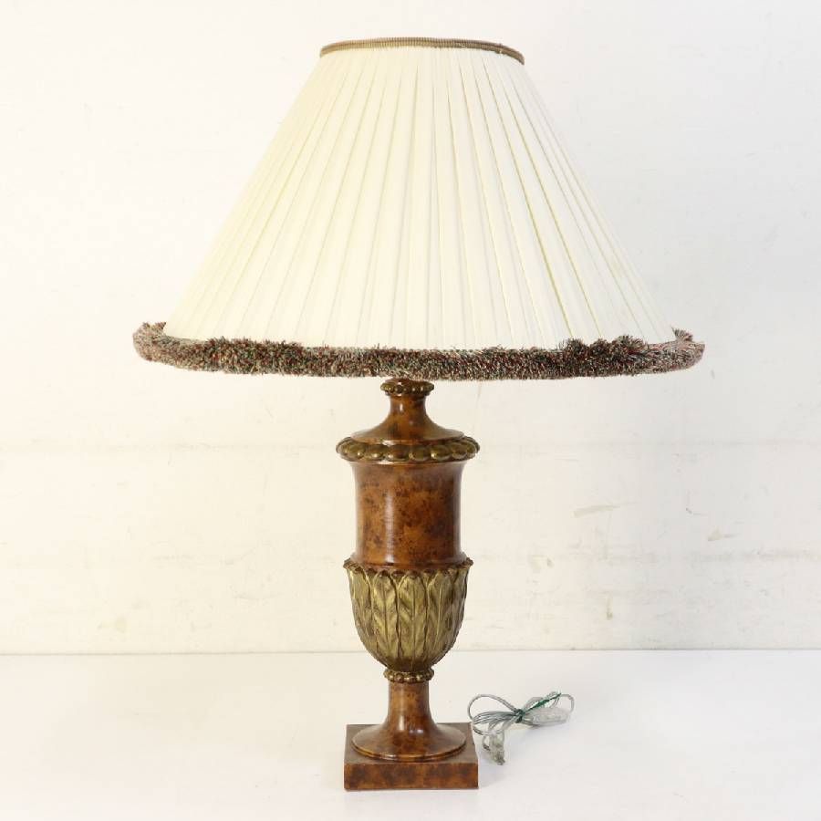 オリエンタル プリーツシェード テーブルランプ スタンドライト