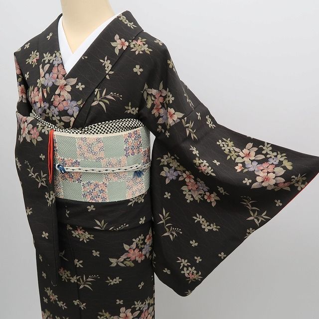 ✾まめ藤✾m736＊美品 洗える着物 桜 小紋 - メルカリ