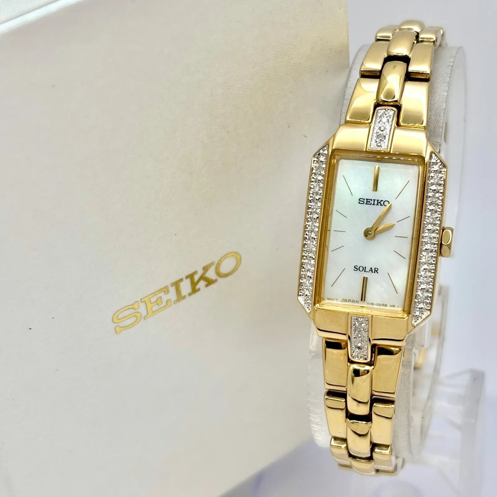外観 稼働 SEIKO セイコー ソーラー ラインストーン ダイヤ シェル レクタンギュラー レディース 腕時計 ゴールド V 116-0 AF 0