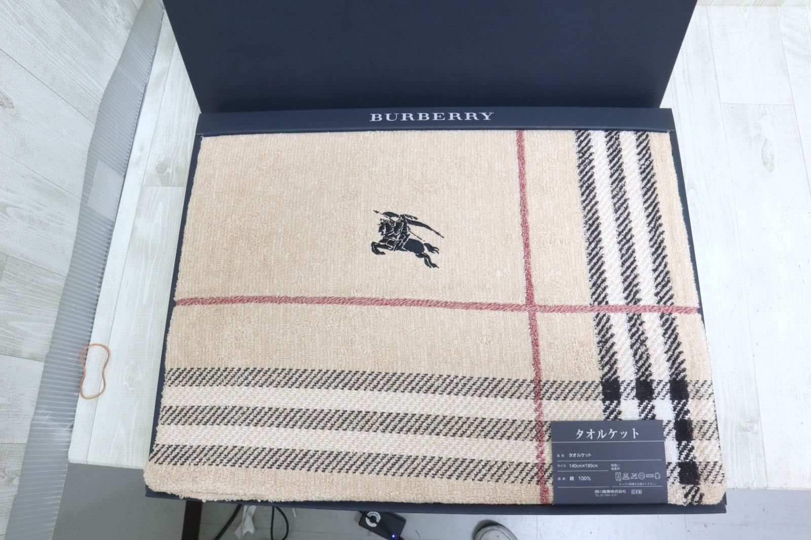 BURBERRY ノヴァチェック ホース刺繍 タオルケット BB4560 ベージュ