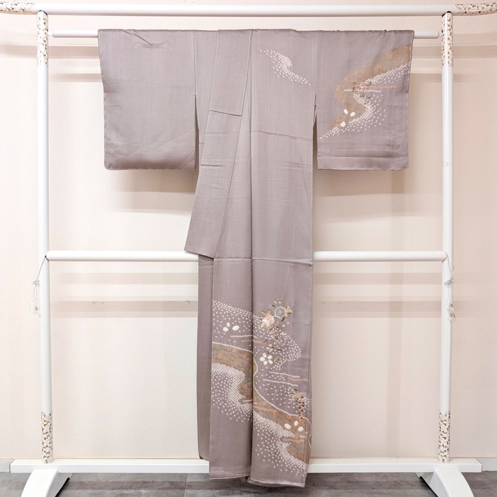 未使用品 逸品 上品 刺繍 絞り 金彩 正絹 訪問着 K1085 - メルカリ