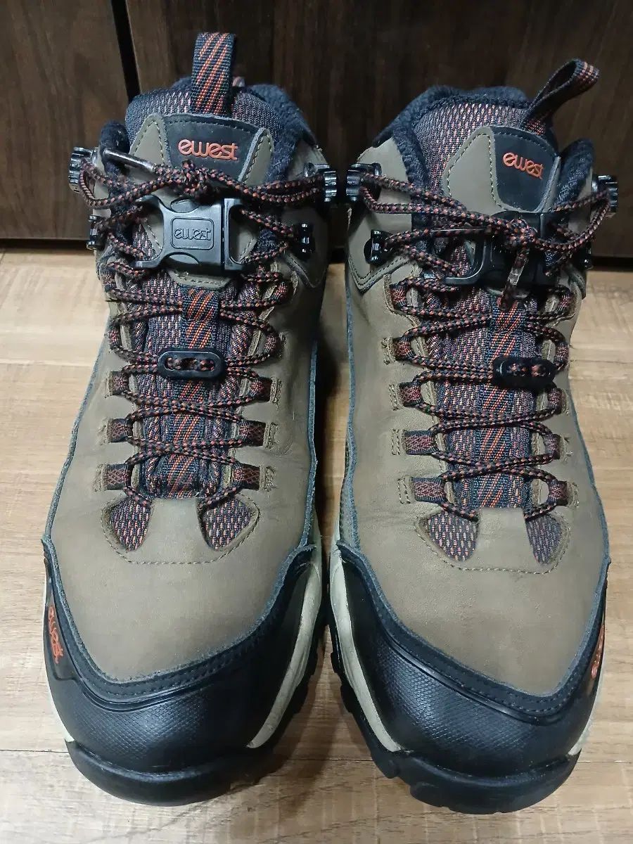 ewest イウェスト 登山靴 ブラウン 275 mm