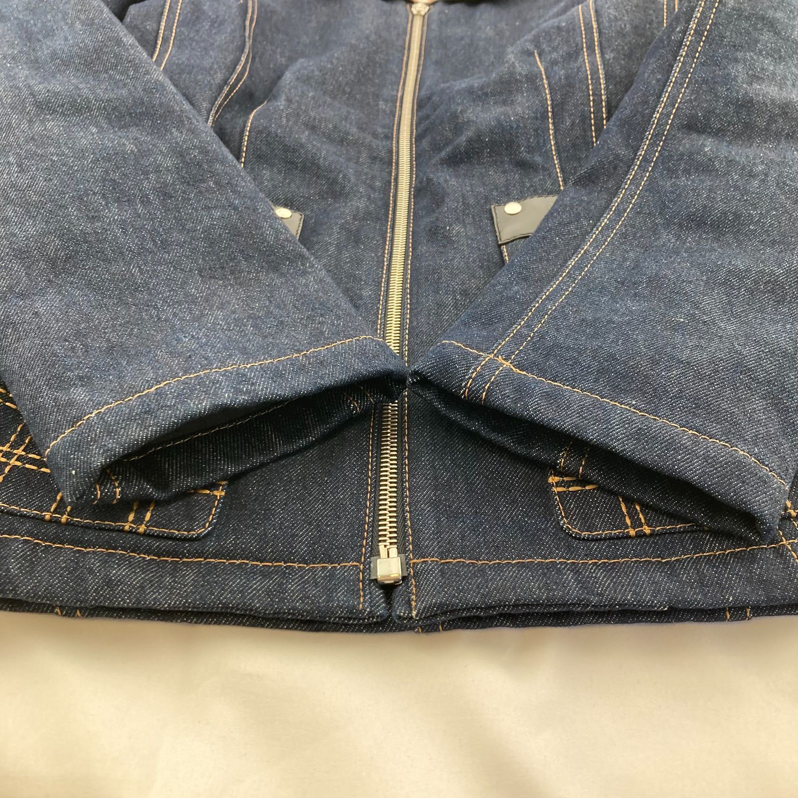 HERMES(エルメス) 襟レザー切り替え デニムジャケット ソルド品 サイズ