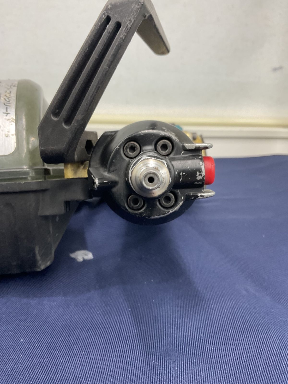 makita 高圧エア釘打ち機