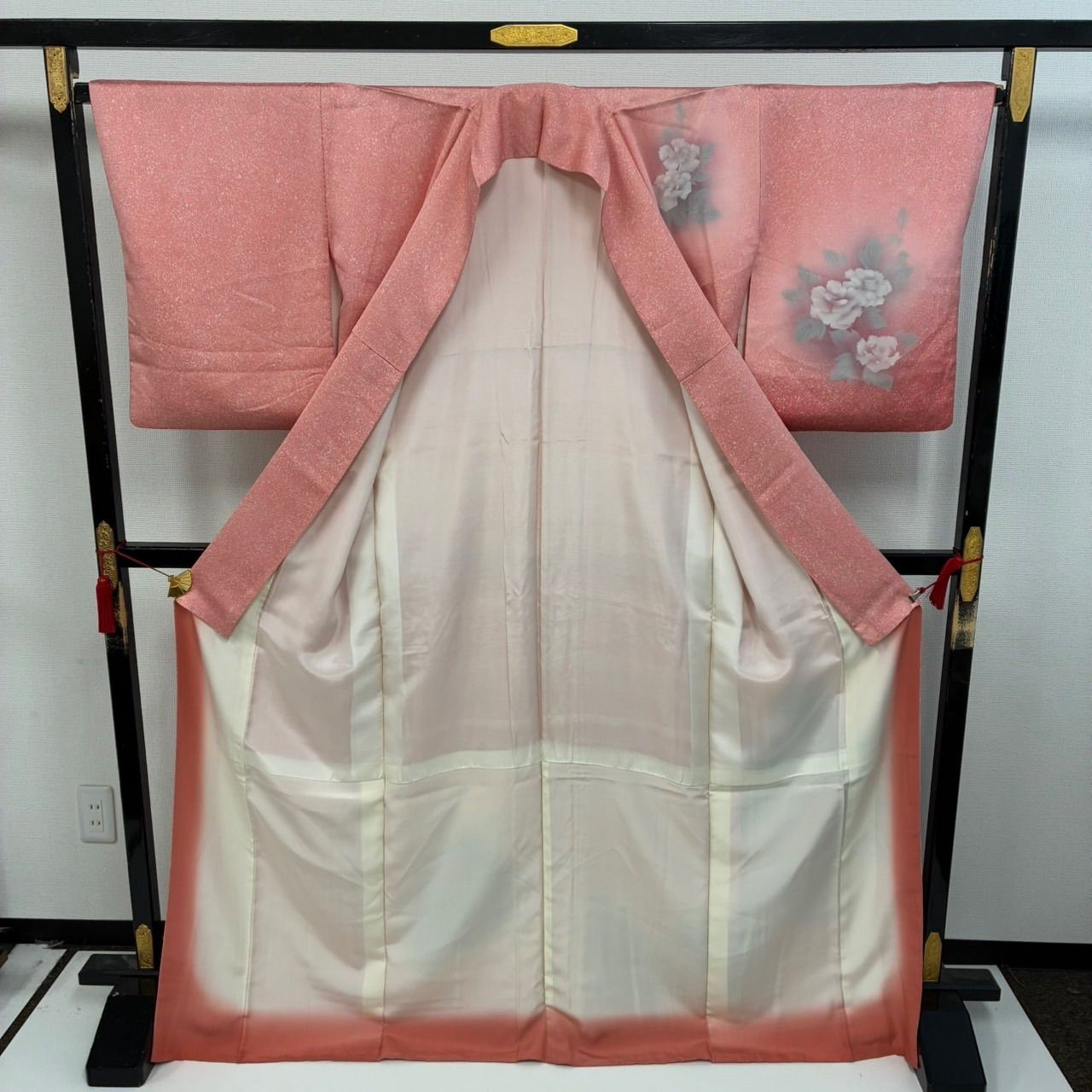 公*o様 着物 作家 裄66.5 付け下げ 正絹 紋なし 素敵な花 U-9561 公*o