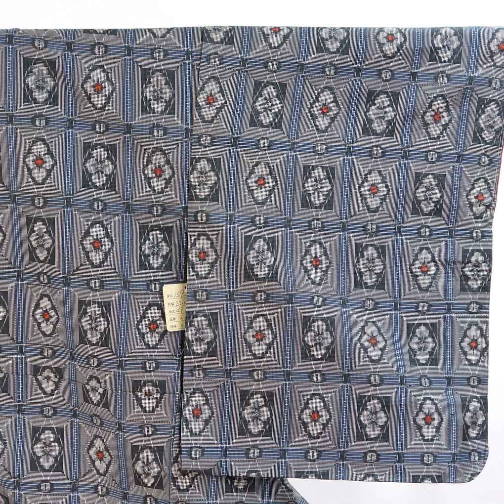 ぽ*む様 未使用　新品　美品　袷　大島紬　フルセット　身丈159.5 裄丈65 紬 身丈159cm 裄62cm 前幅22.5cm 後幅28.5cm 袖丈49cm 袖幅32cm