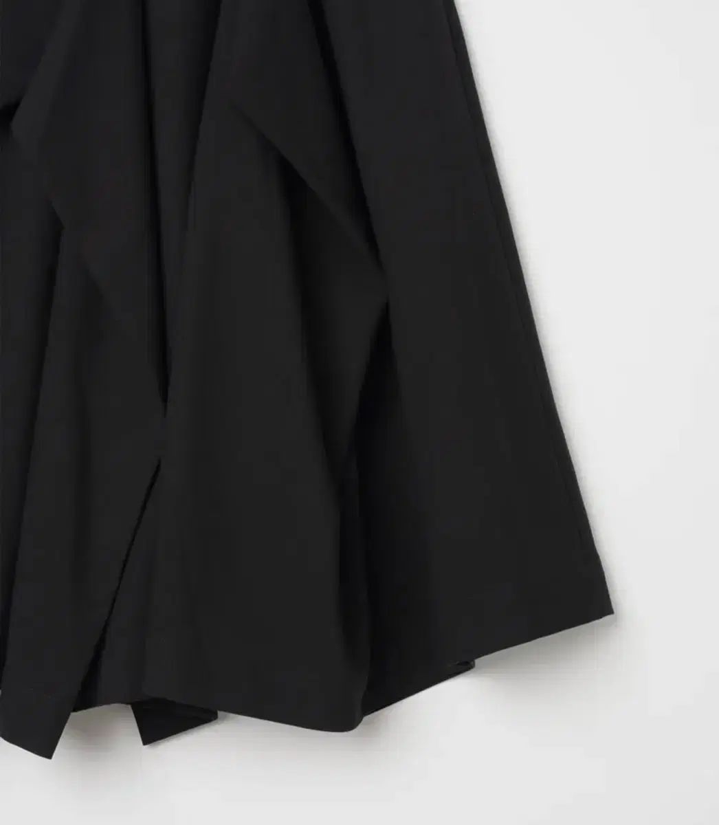  MILLO ARCHIVE ウィメンズ アシンメトリック バンディング スカート ブラック その他 ひざ丈スカート