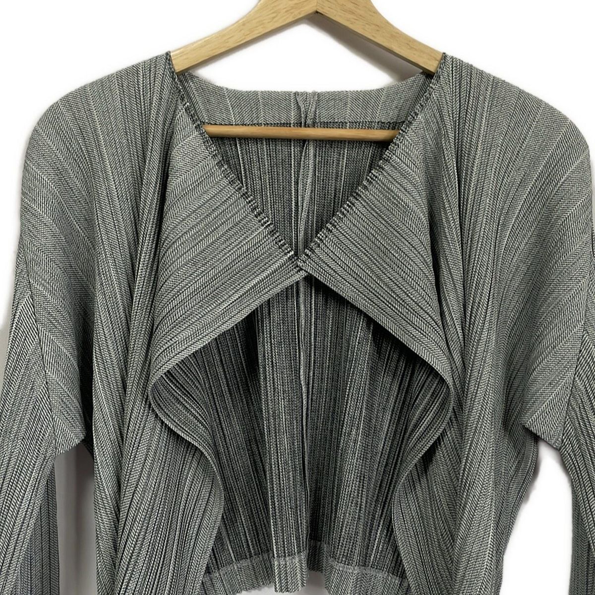 PLEATS PLEASE(プリーツプリーズ) ボレロ サイズ3 L レディース新品