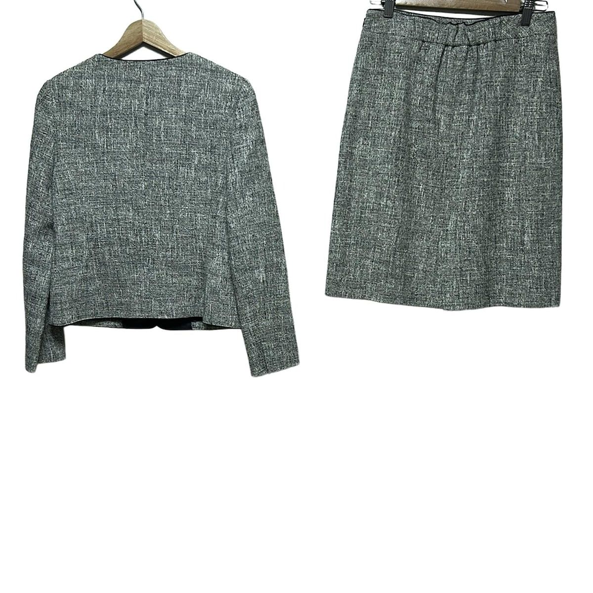 ユナイテッドアローズ グリーンレーベル スカートスーツ レディース - ライトグレー×黒×シルバー ラメ