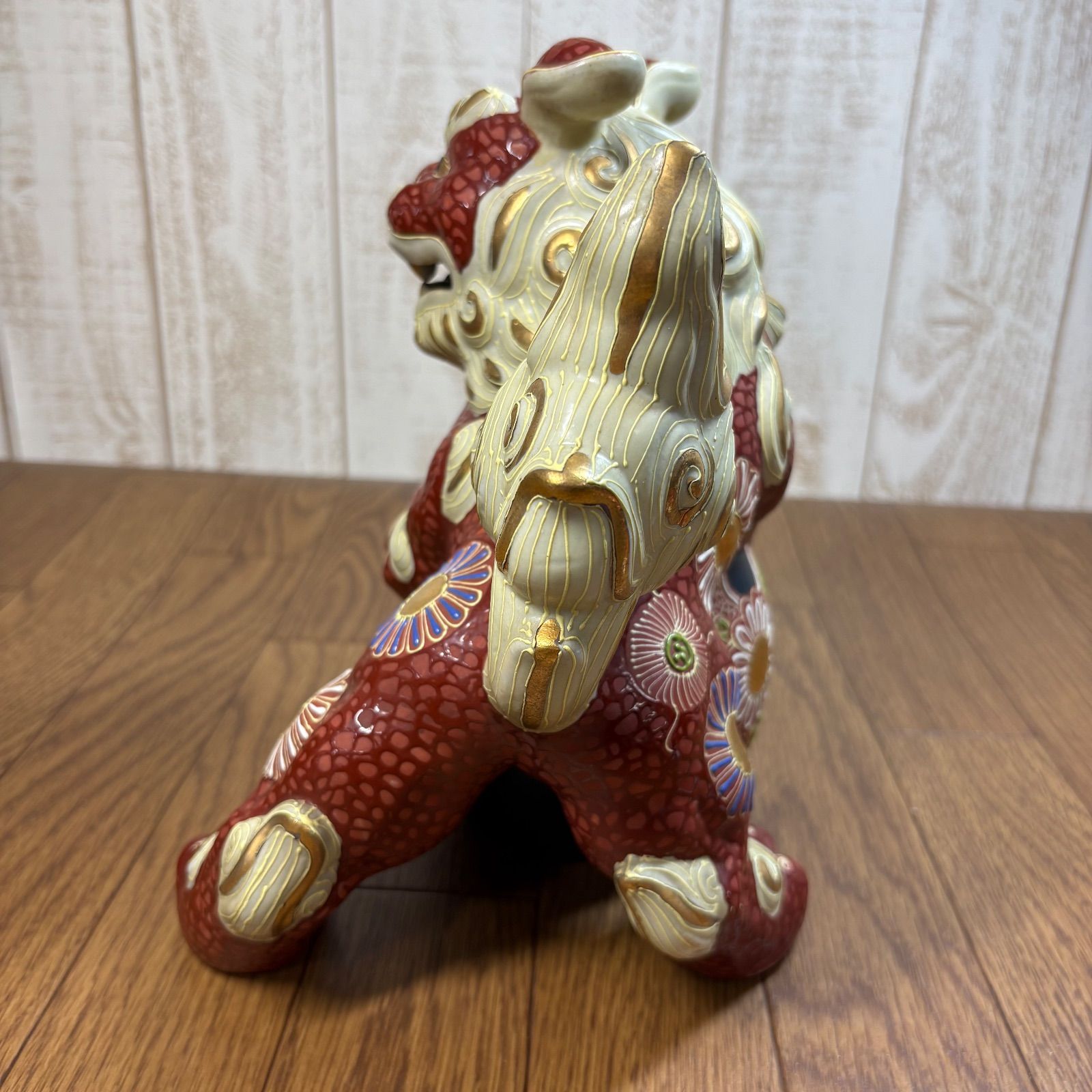 九谷焼】玉乗り獅子 置物 縁起物 開運 幸運 玄関 厄除け 招福 シーサー