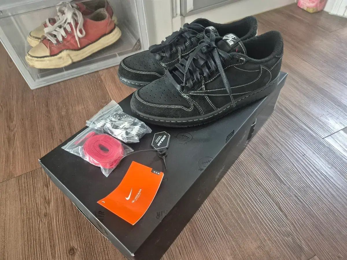 SCOTT ブラック FANDOM