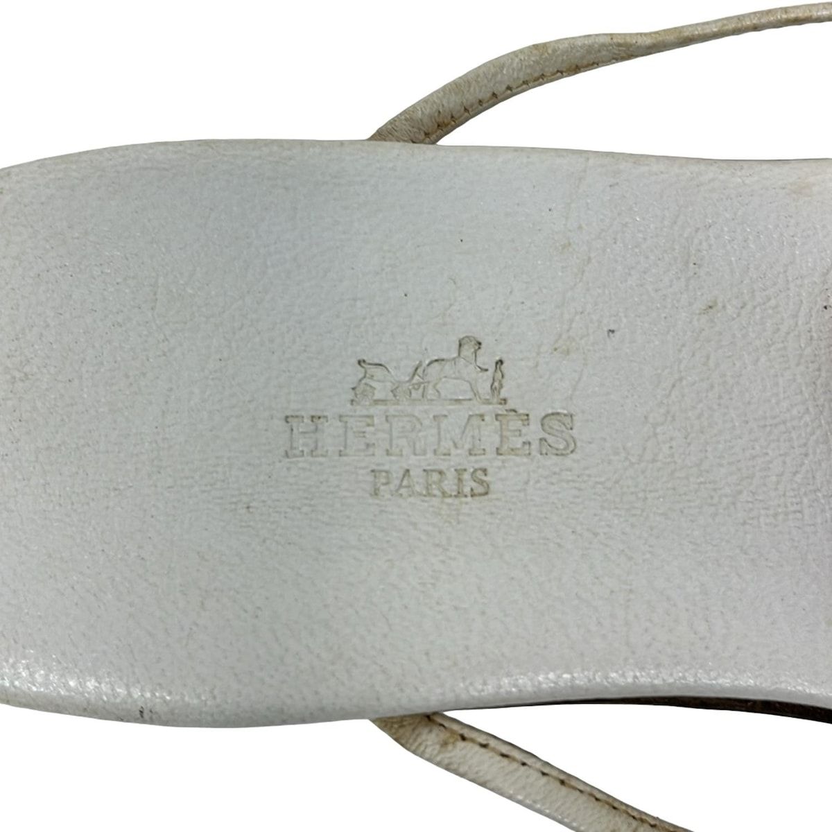 HERMES(エルメス) サンダル 37 1/2 レディース - 白 アウトソール張替