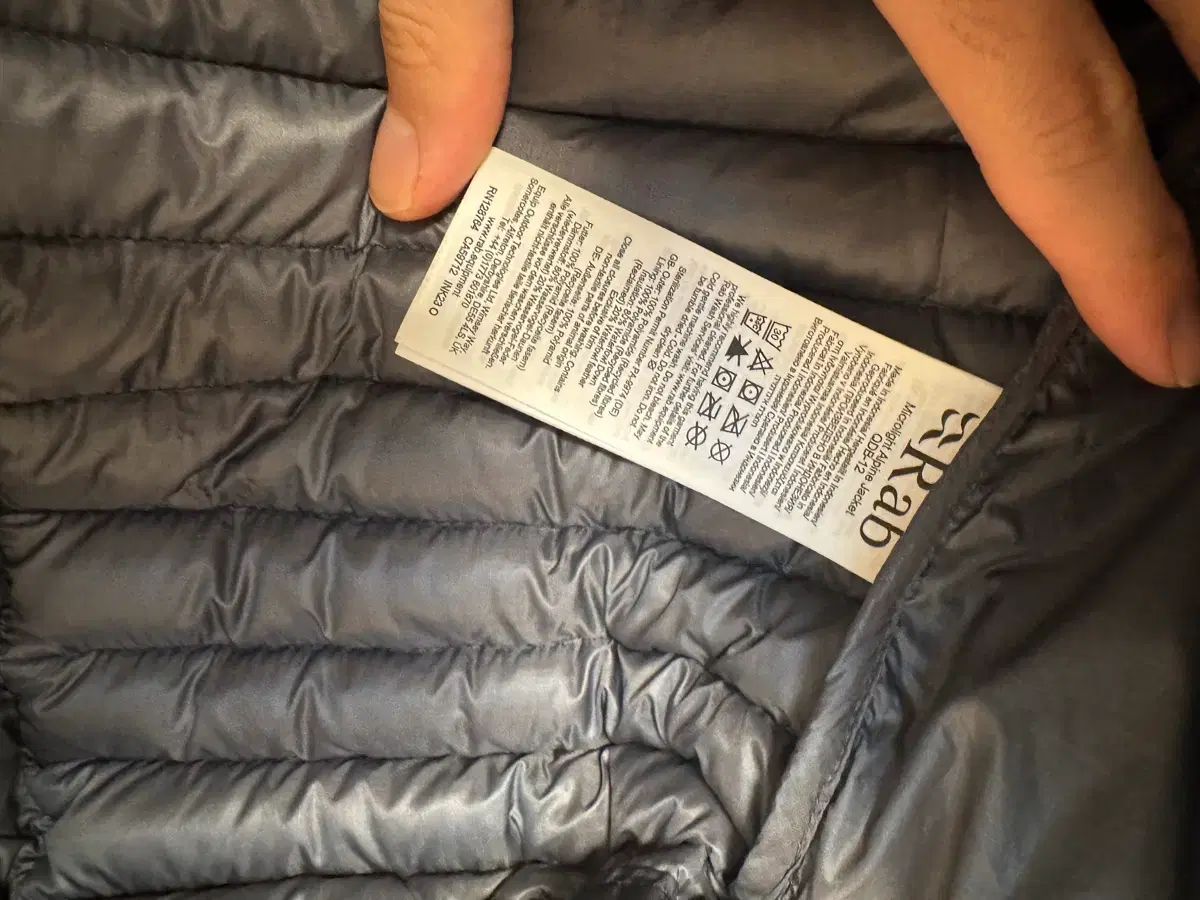 ラブ マイクロライト アルパイン L ブラック その他 アウター 登山ウェア アウトドアウェア