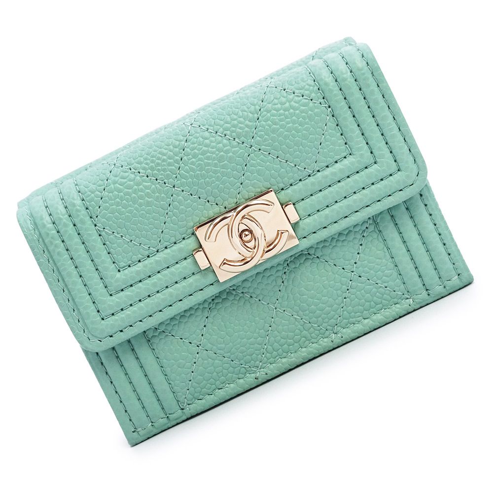 シャネル ボーイシャネル スモール フラップ ウォレット コンパクト 三